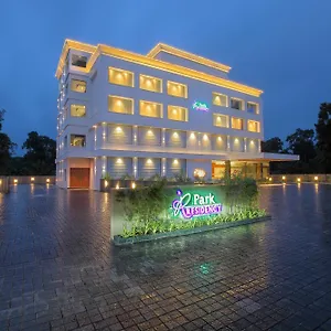 Park Residency Puthuppally Hotel